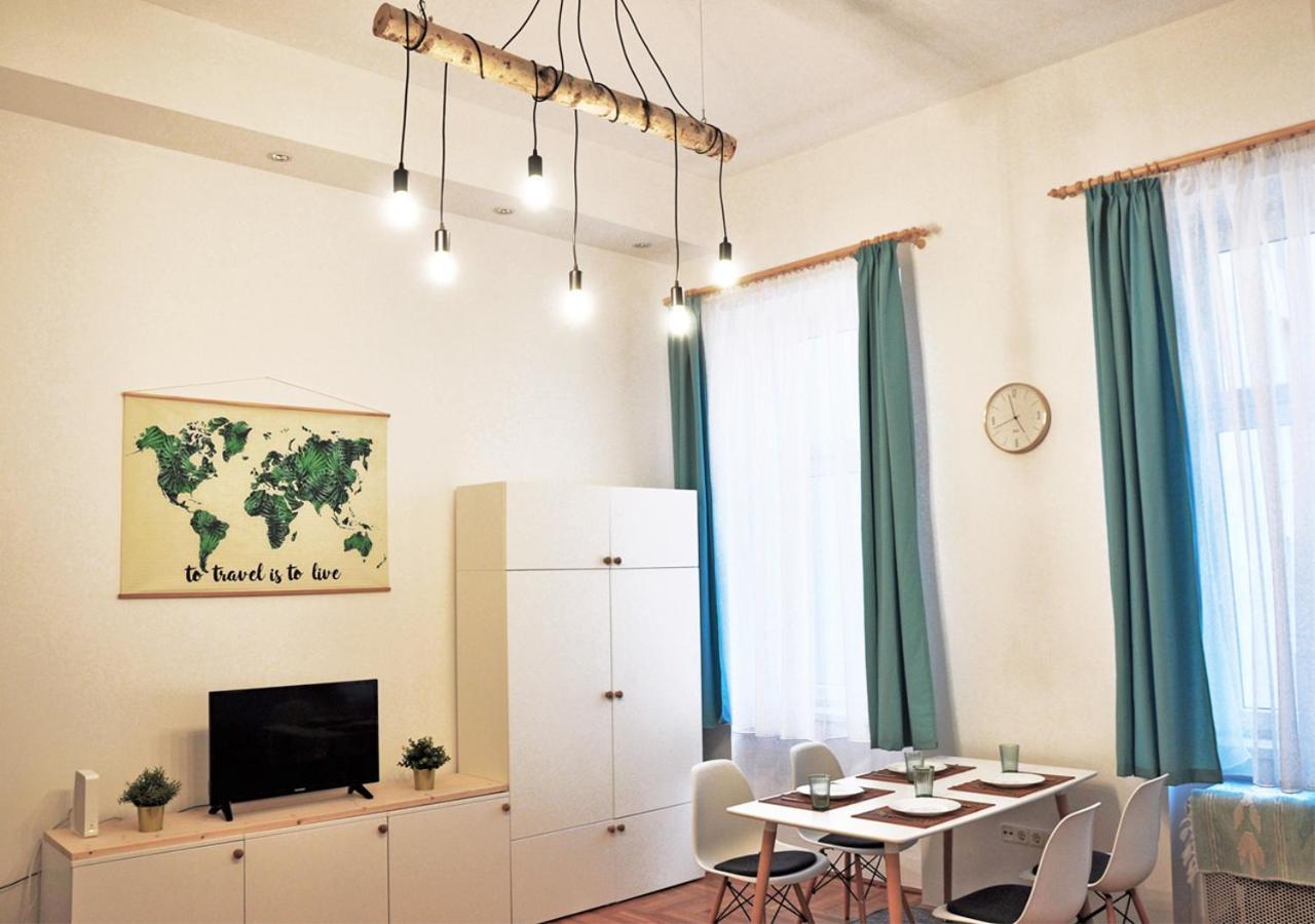 Cozy Design Home - Near Keleti & Citypark Budapest Eksteriør bilde